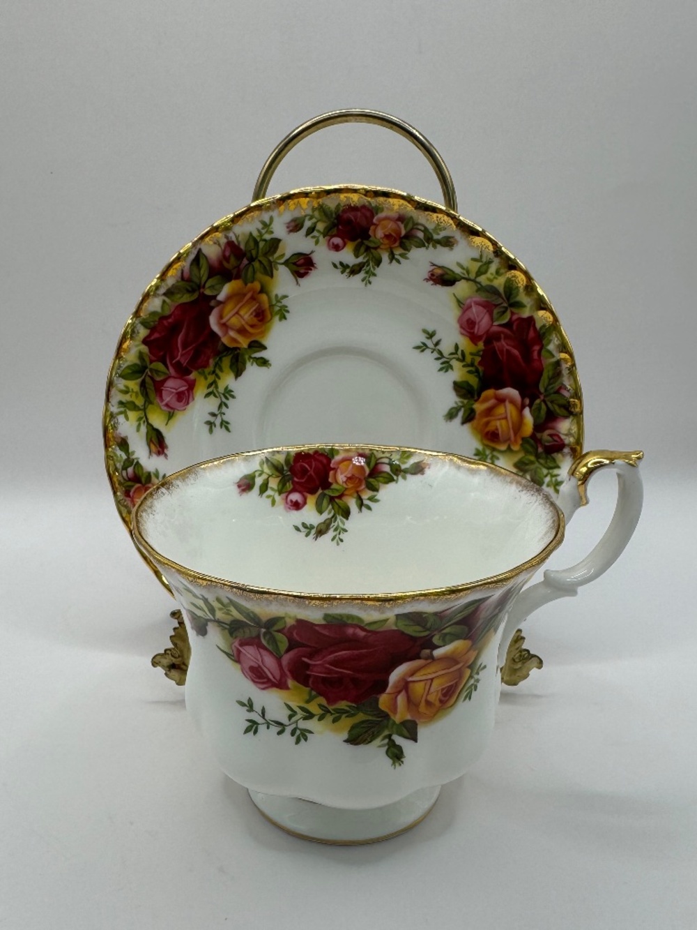 Royal Albert Old Country Roses Montrose Tea Cup and Saucer Set of 4